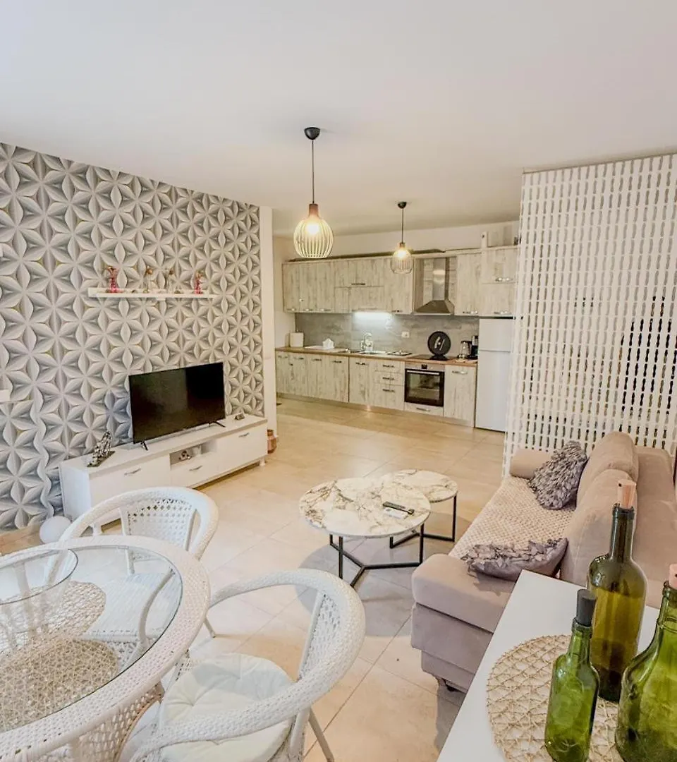 Ani Apartment Sarandë